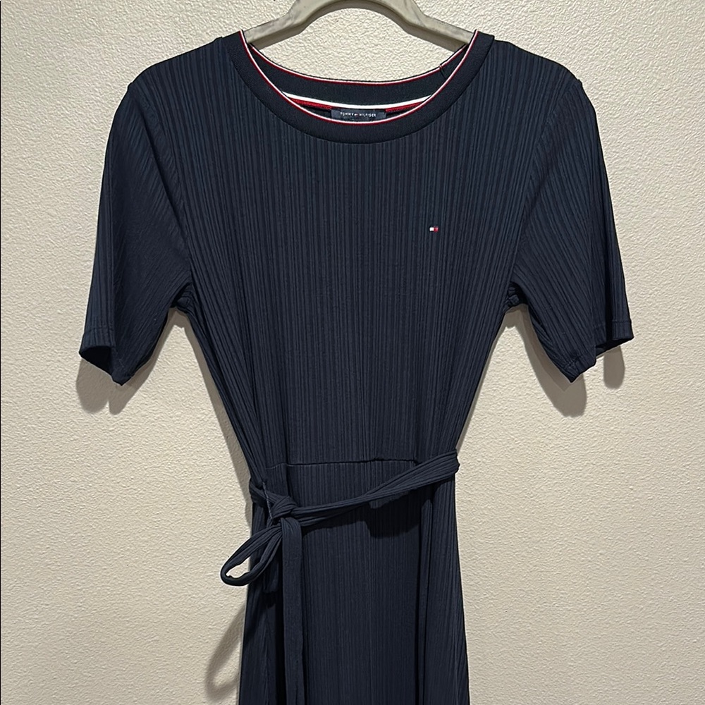 Tommy Hilfiger Ribbed Tie Front Midi Dress Size: small/petite
